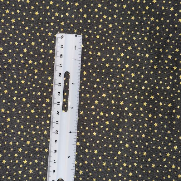Makower UK Christmas Essentials New Star Grey with Gold Metallic - 1 Yard - Picture 4 of 5